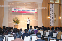 国際派歌手 すがはらやすのりさんの講演 (土浦京成ホテル) 国際派歌手 すがはらやすのりさんの講演 (土浦京成ホテル)